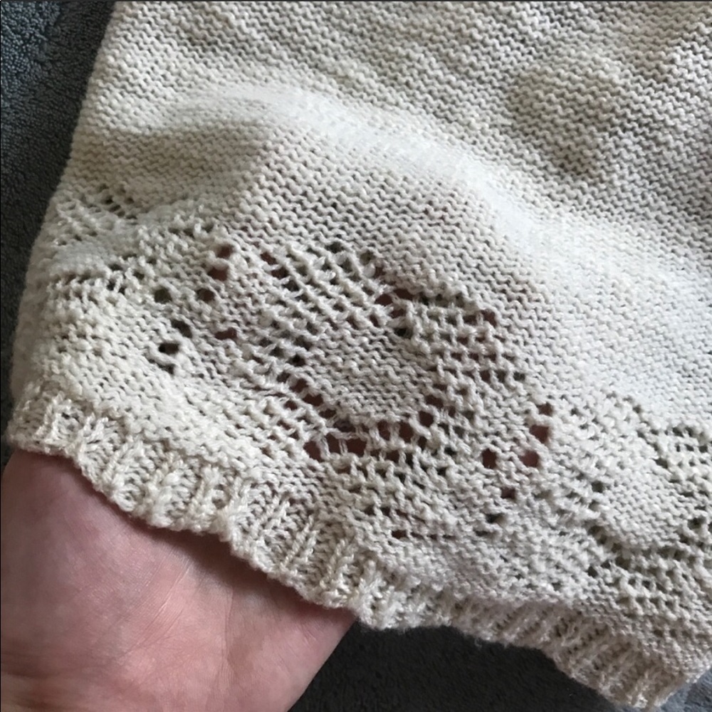 Brandy Melville Knit Tank Top - Picture 2 of 5